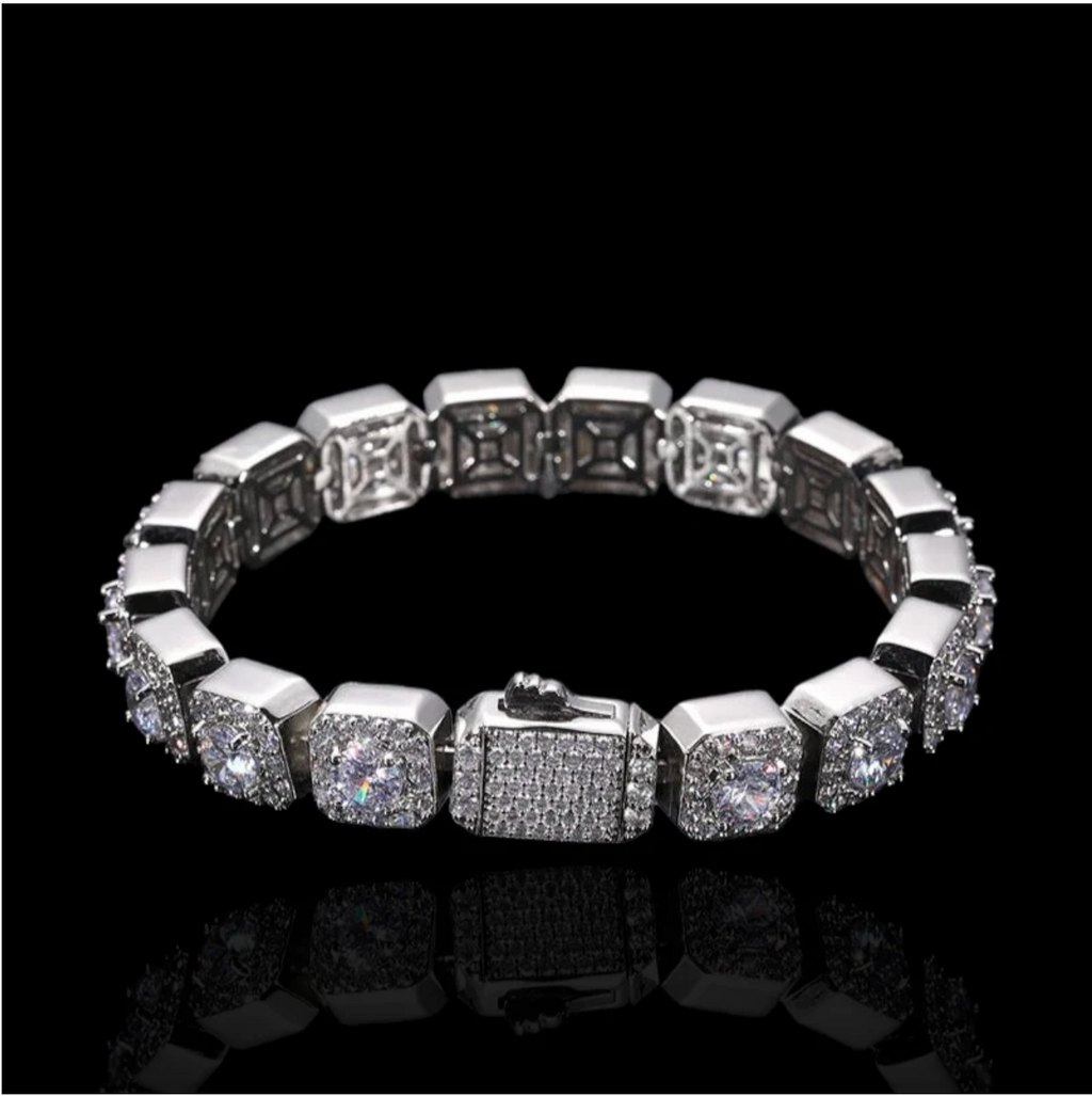 Silver Moissanite Diamond Clustered Bracelet